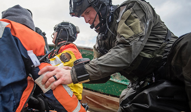 Military_Rescuers