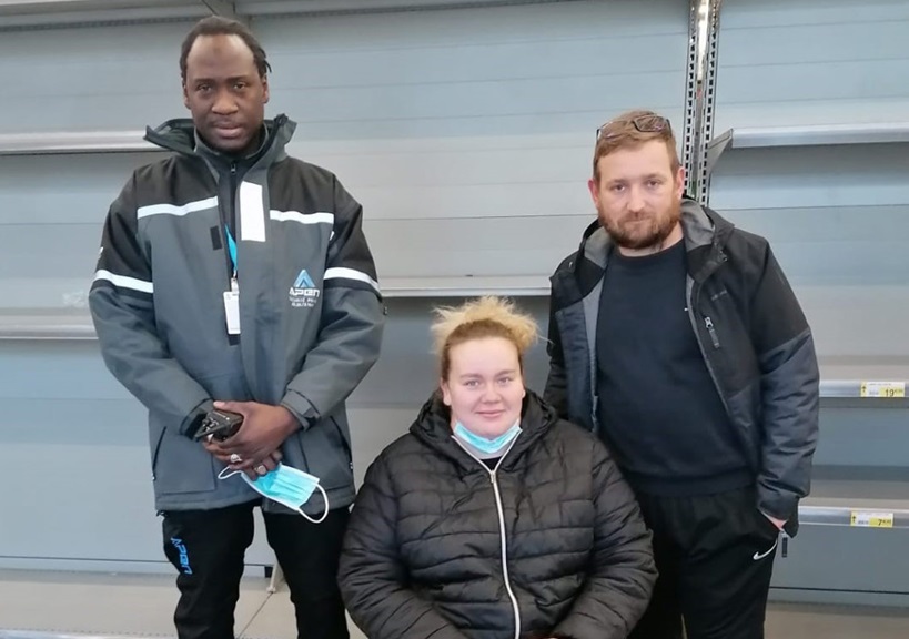 Elimane Ba (security guard and rescuer), Elodie Geermaert (survivor), and Olivier Ansel (security manager from Cora Hypermarket)