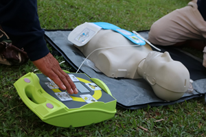 ZOLL AED for high-quality cpr